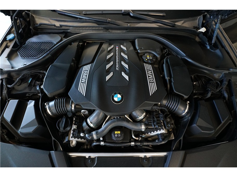 2020 BMW 5 Series M550i - Photo 10