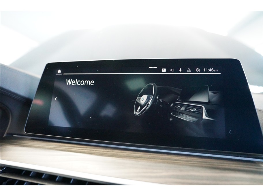2020 BMW 5 Series M550i - Photo 21
