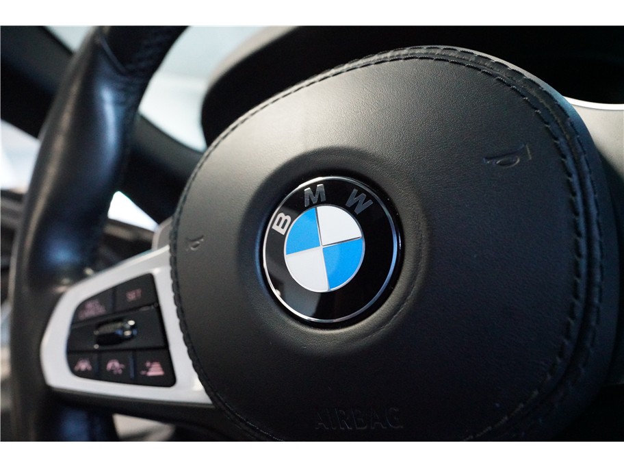 2020 BMW 5 Series M550i - Photo 24