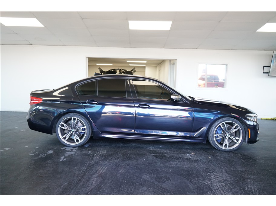 2020 BMW 5 Series M550i - Photo 8