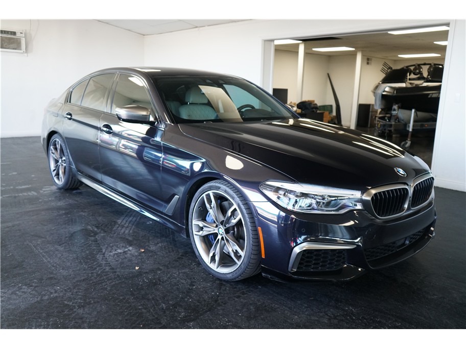 2020 BMW 5 Series M550i - Photo 9