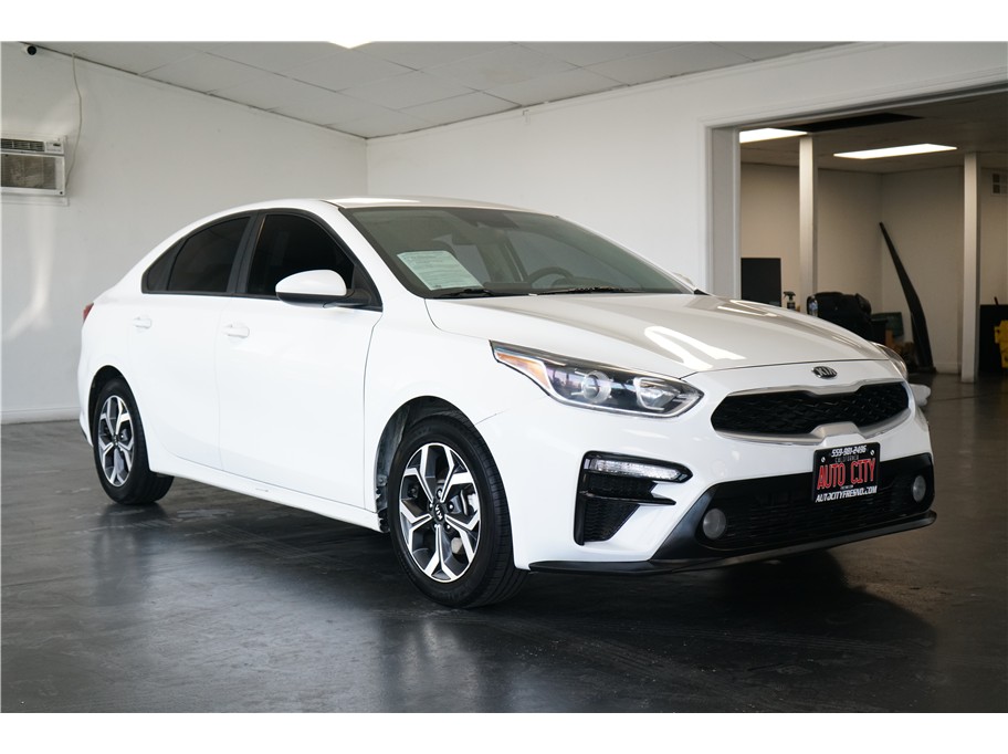 2019 Kia FORTE LXS's photo