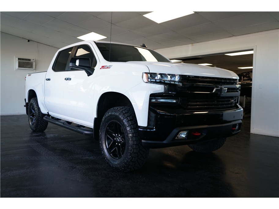 2020 Chevrolet Silverado 1500 Crew Cab from Auto City
