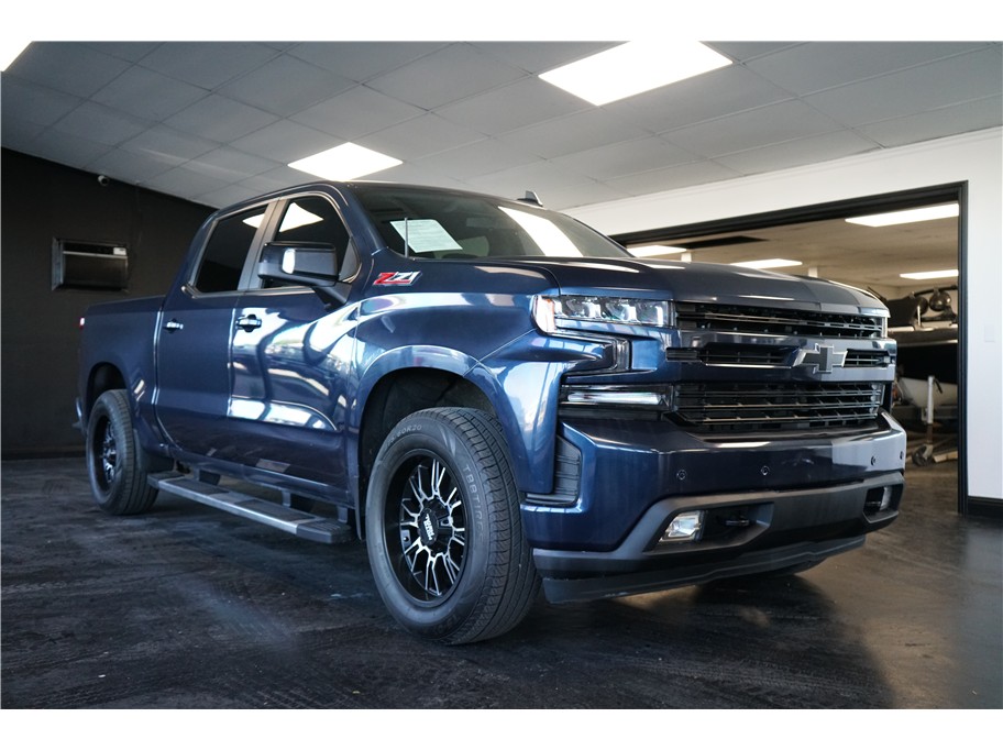 2020 Chevrolet Silverado 1500 Crew Cab from Auto City