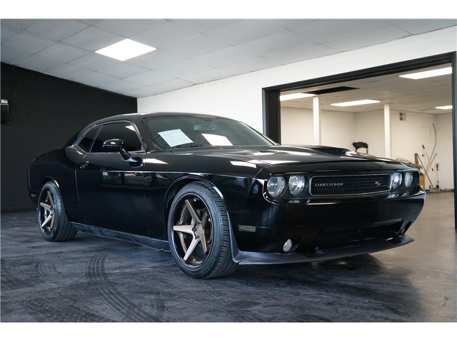 2013 Dodge Challenger R/T's photo