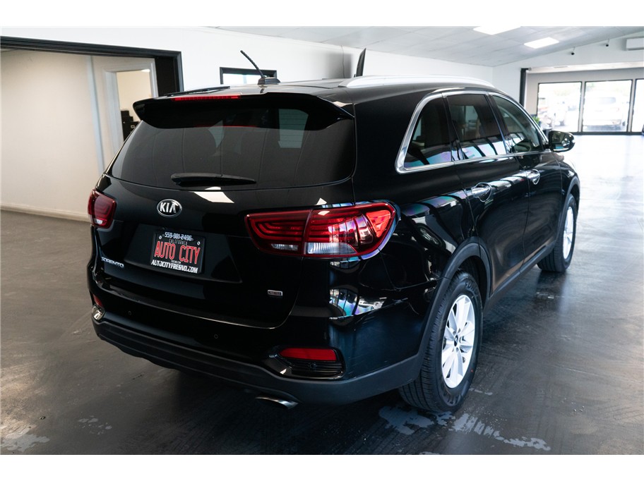2020 Kia Sorento LX - Photo 7