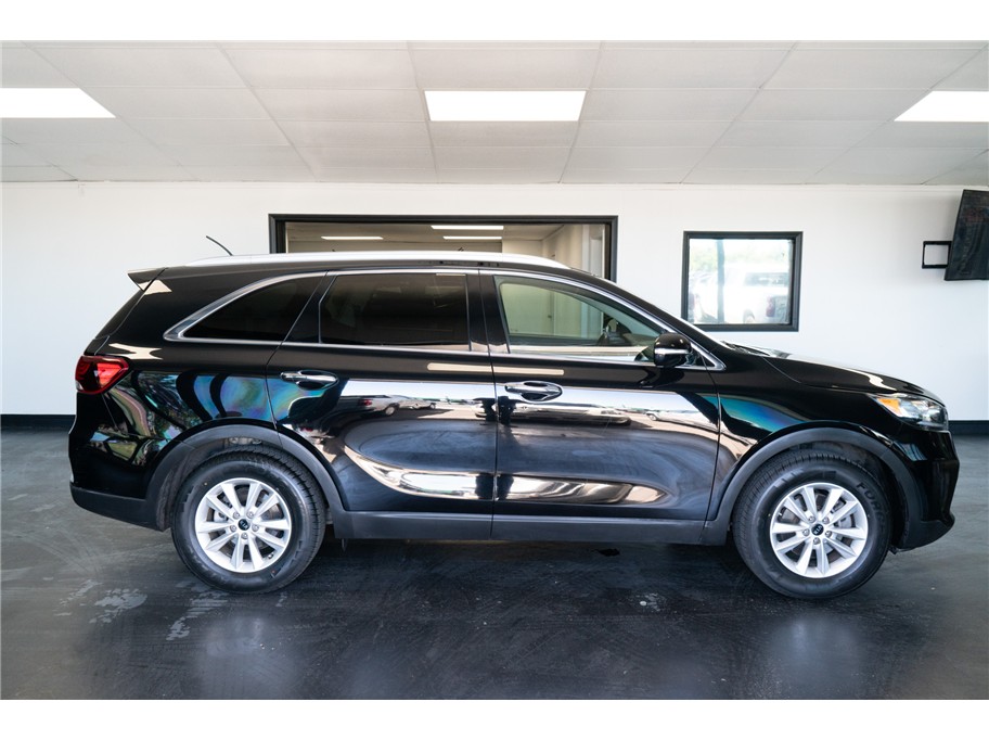 2020 Kia Sorento LX - Photo 8