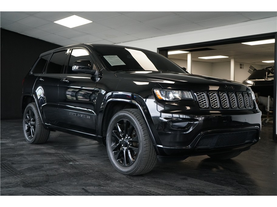 2019 Jeep Grand Cherokee from Auto City