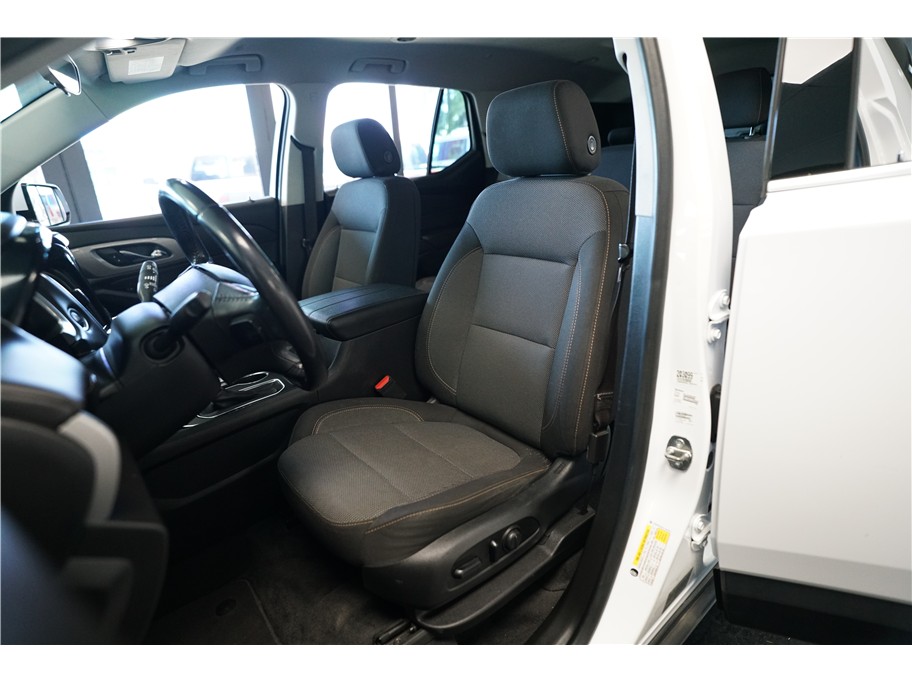 2020 Chevrolet Traverse 1LT - Photo 11