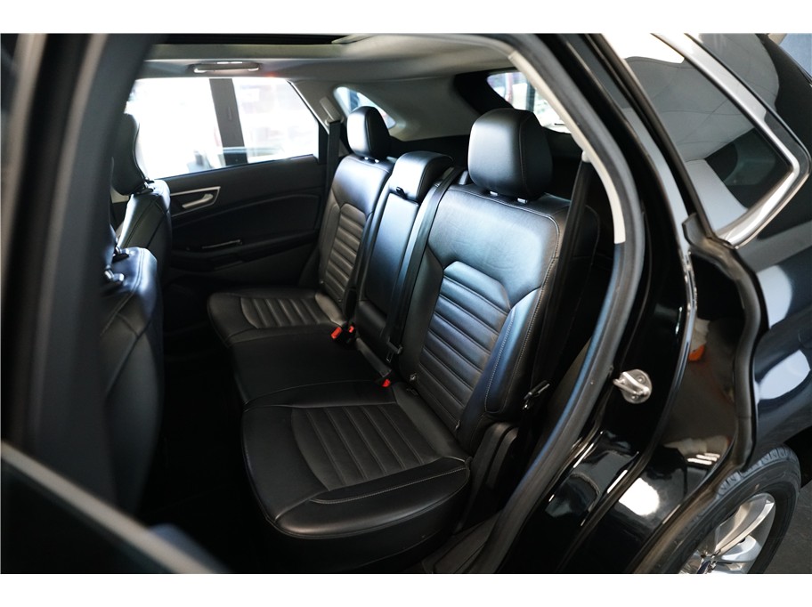 2016 Ford Edge SEL - Photo 11