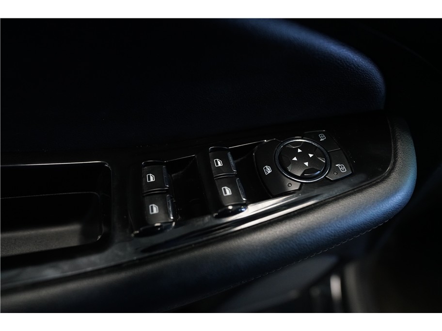 2016 Ford Edge SEL - Photo 16