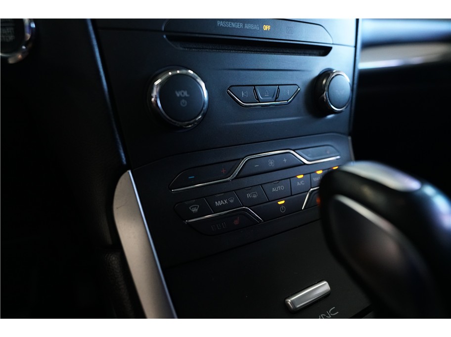 2016 Ford Edge SEL - Photo 21