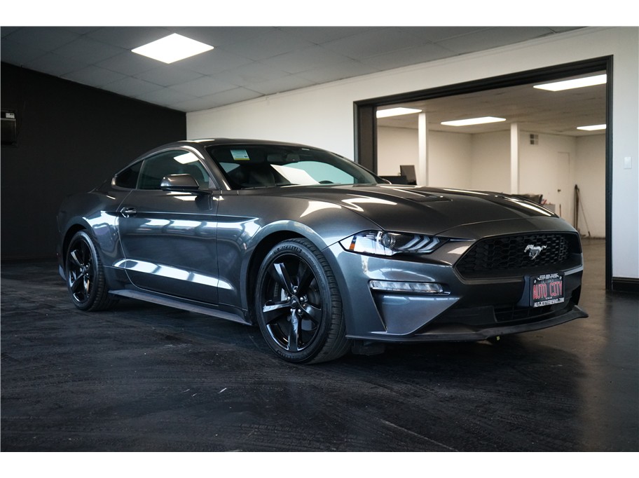 2020 Ford Mustang