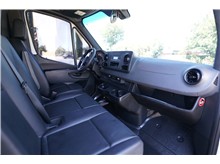 Vehicle Thumb #13