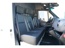 Vehicle Thumb #14
