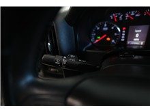Vehicle Thumb #17