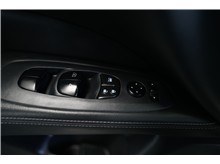 Vehicle Thumb #17