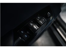 Vehicle Thumb #16