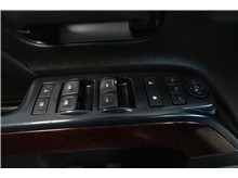 Vehicle Thumb #16