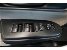 Vehicle Thumb #17