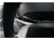 Vehicle Thumb #26