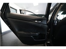 Vehicle Thumb #15