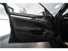 Vehicle Thumb #16