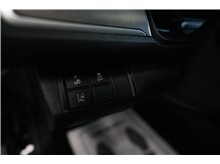 Vehicle Thumb #17