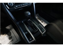 Vehicle Thumb #19