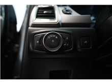 Vehicle Thumb #17