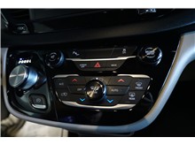 Vehicle Thumb #22
