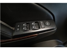 Vehicle Thumb #17