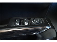Vehicle Thumb #16
