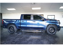 Vehicle Thumb #8