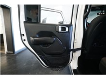 Vehicle Thumb #16