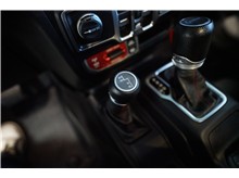 Vehicle Thumb #21