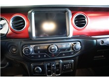 Vehicle Thumb #24