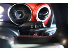Vehicle Thumb #26