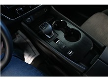 Vehicle Thumb #18
