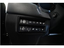 Vehicle Thumb #19