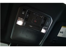 Vehicle Thumb #28