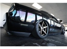 Vehicle Thumb #23