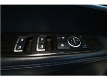 Vehicle Thumb #16