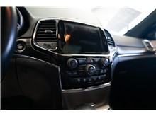 Vehicle Thumb #21