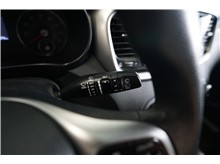 Vehicle Thumb #24