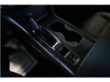 Vehicle Thumb #19