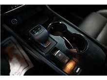 Vehicle Thumb #19
