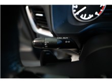 Vehicle Thumb #22