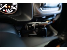 Vehicle Thumb #23