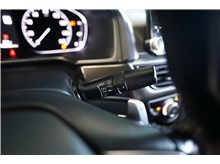 Vehicle Thumb #23
